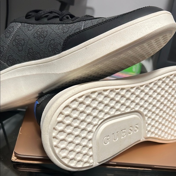 Guess Black and Gray Sneakers with Chunky Sole - Picture 3 of 8